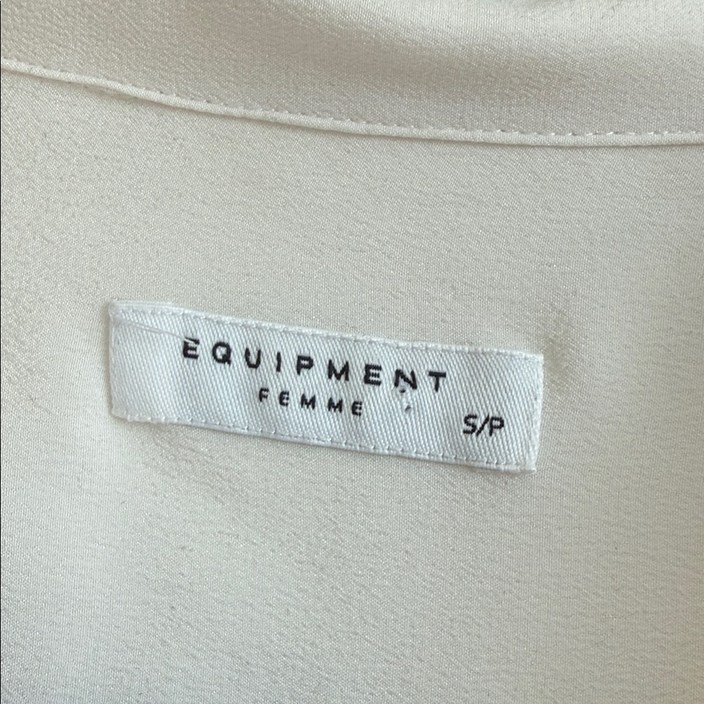 Equipment cream Short Sleeve Slim Signature Silk Shirt Sz S - Picture 4 of 5